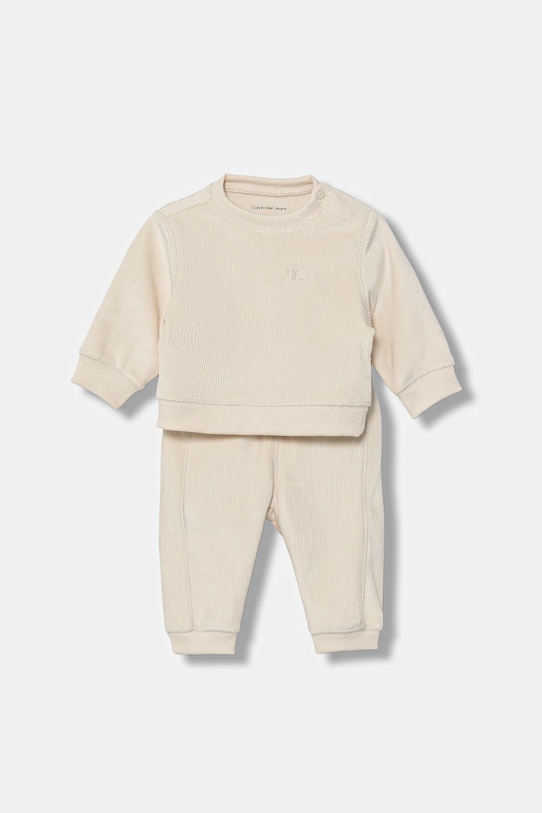 Детский спортивный костюм Calvin Klein Jeans, бежевый
Детский спортивный костюм Calvin Klein Jeans, бежевый