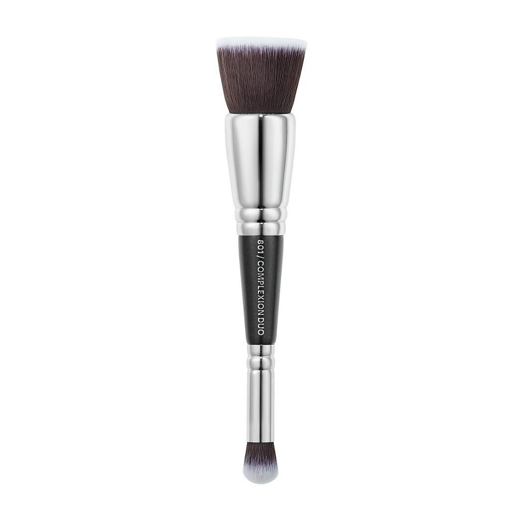 Кисть для лица complexion duo brush Zoeva, количество 1 шт.
Кисть для лица complexion duo brush Zoeva, количество 1 шт.