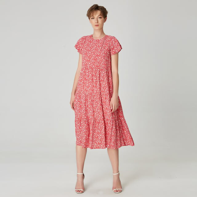 Свободное платье-туника с цветочным принтом и вырезом сзади S&J Weekends, красный
Свободное платье-туника с цветочным принтом и вырезом сзади S&J Weekends, красный