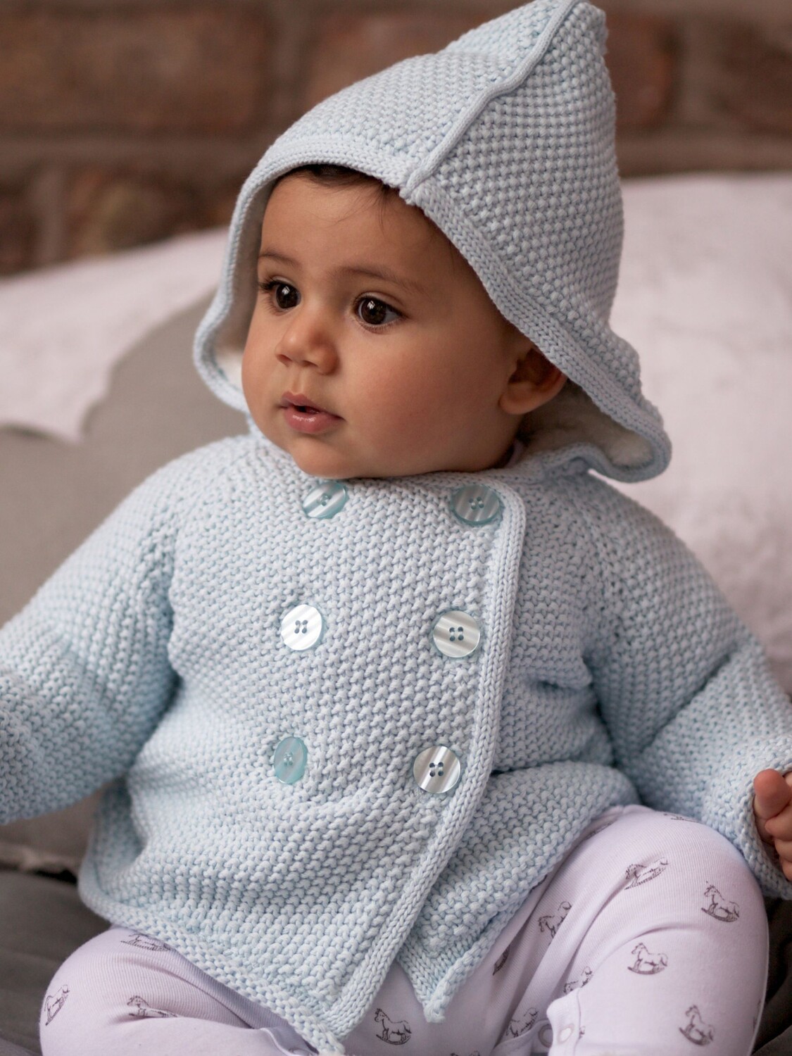 Детская вязаная куртка для коляски на плюшевой подкладке The Little Tailor, синяя
Детская вязаная куртка для коляски на плюшевой подкладке The Little Tailor, синяя