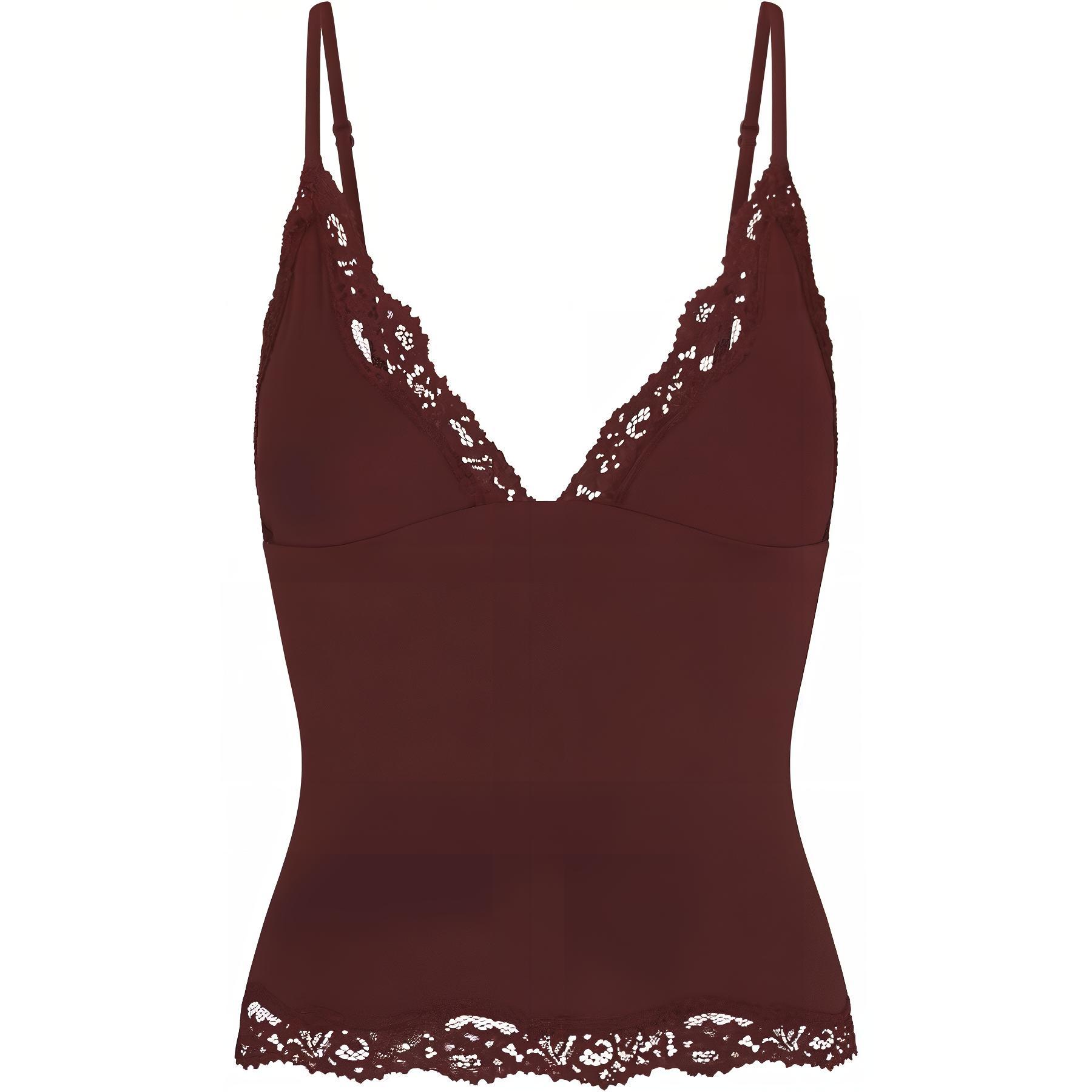 Маечка FW24 FITS EVERYBODY LACE TRIANGLE CAMI женская OXBLOOD Skims, Oxblood/Ox Blood
Маечка FW24 FITS EVERYBODY LACE TRIANGLE CAMI женская OXBLOOD Skims, Oxblood/Ox Blood
