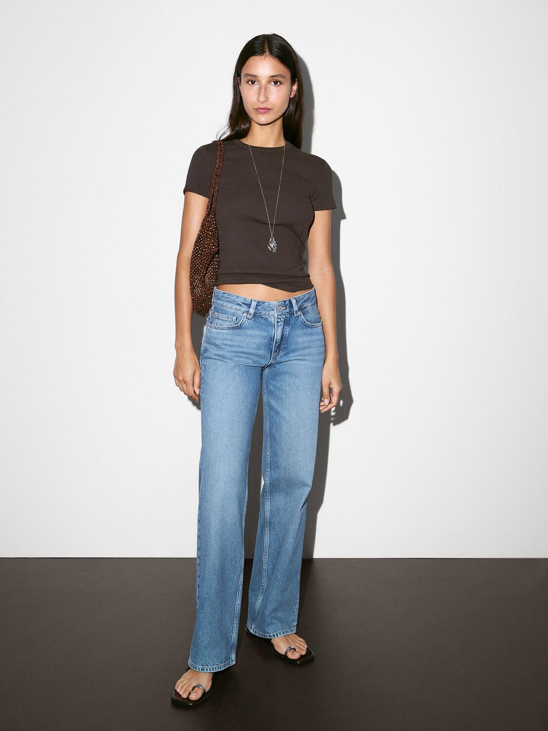 Футболка с короткими рукавами из плотной рубчатой ткани Massimo Dutti, коричневый
Футболка с короткими рукавами из плотной рубчатой ткани Massimo Dutti, коричневый