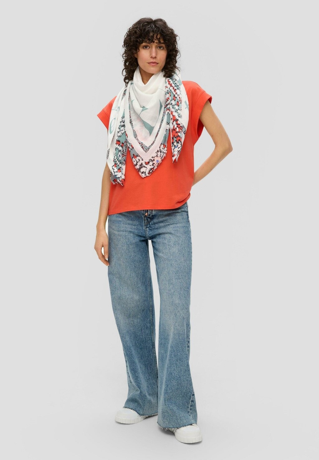 Шарф s.Oliver, кремовый
Шарф s.Oliver, кремовый