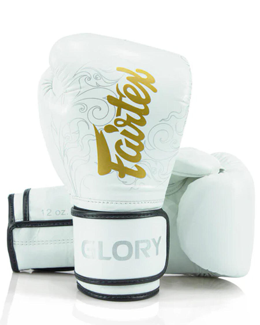 Боксерские перчатки Fairtex X Glory BGVG3 — белые, 10 унций
Боксерские перчатки Fairtex X Glory BGVG3 — белые, 10 унций