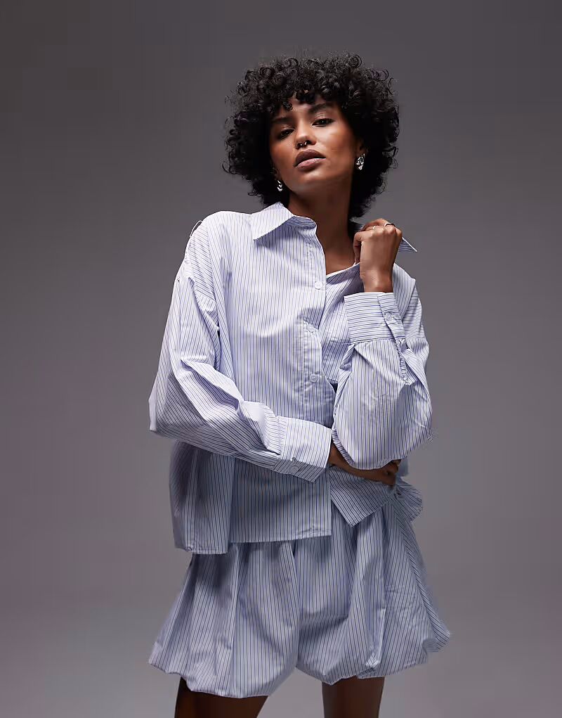 Укороченная рубашка свободного кроя ASOS DESIGN
Укороченная рубашка свободного кроя ASOS DESIGN