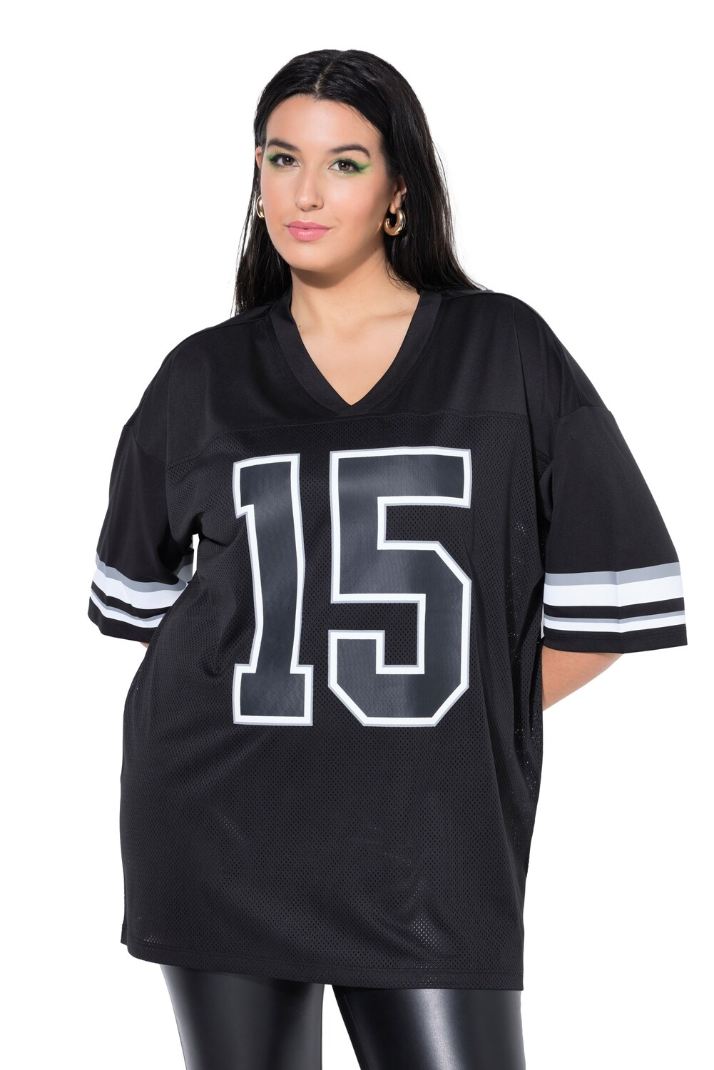 Studio Untold Футболка оверсайз в черном цвете, Черный, Studio Untold Футболка оверсайз в черном цвете
Studio Untold Футболка оверсайз в черном цвете, Черный, Studio Untold Футболка оверсайз в черном цвете