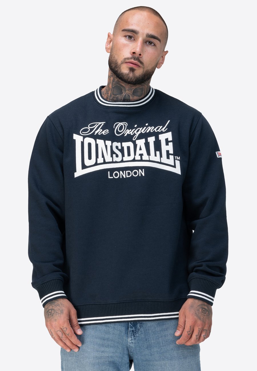 Толстовка Lonsdale Sweatshirt, Dark Navy/Ecru/Dark Blue
Толстовка Lonsdale Sweatshirt, Dark Navy/Ecru/Dark Blue