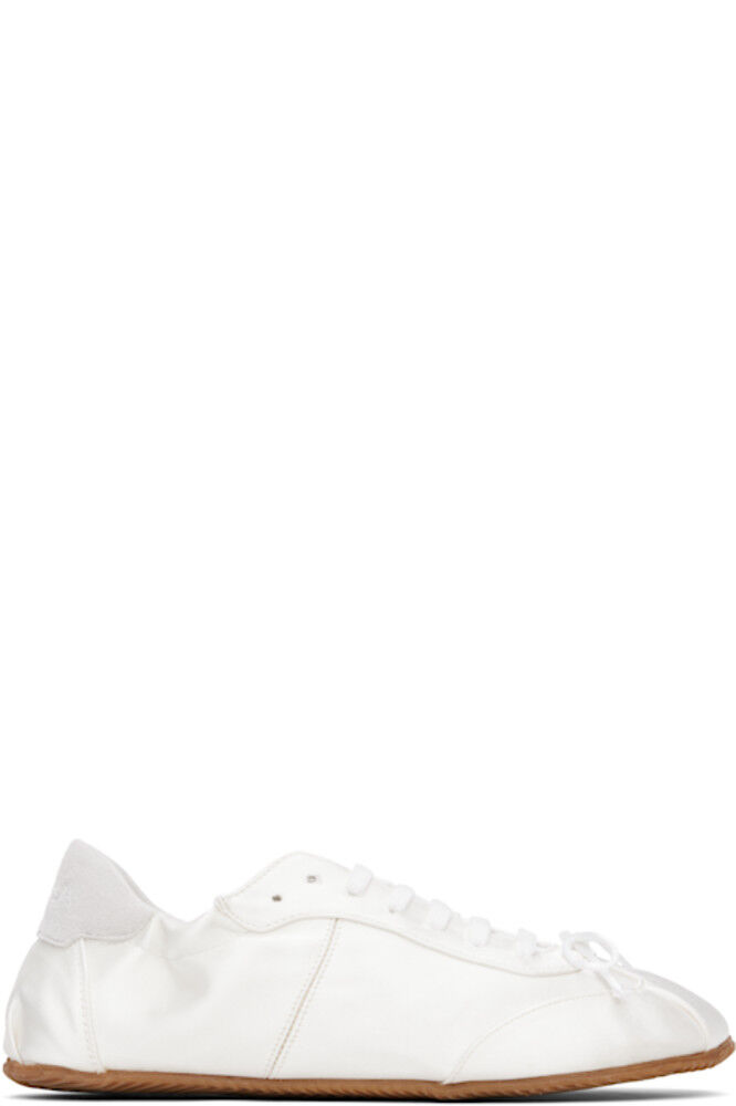 Белые кеды ABRA
Белые кеды ABRA