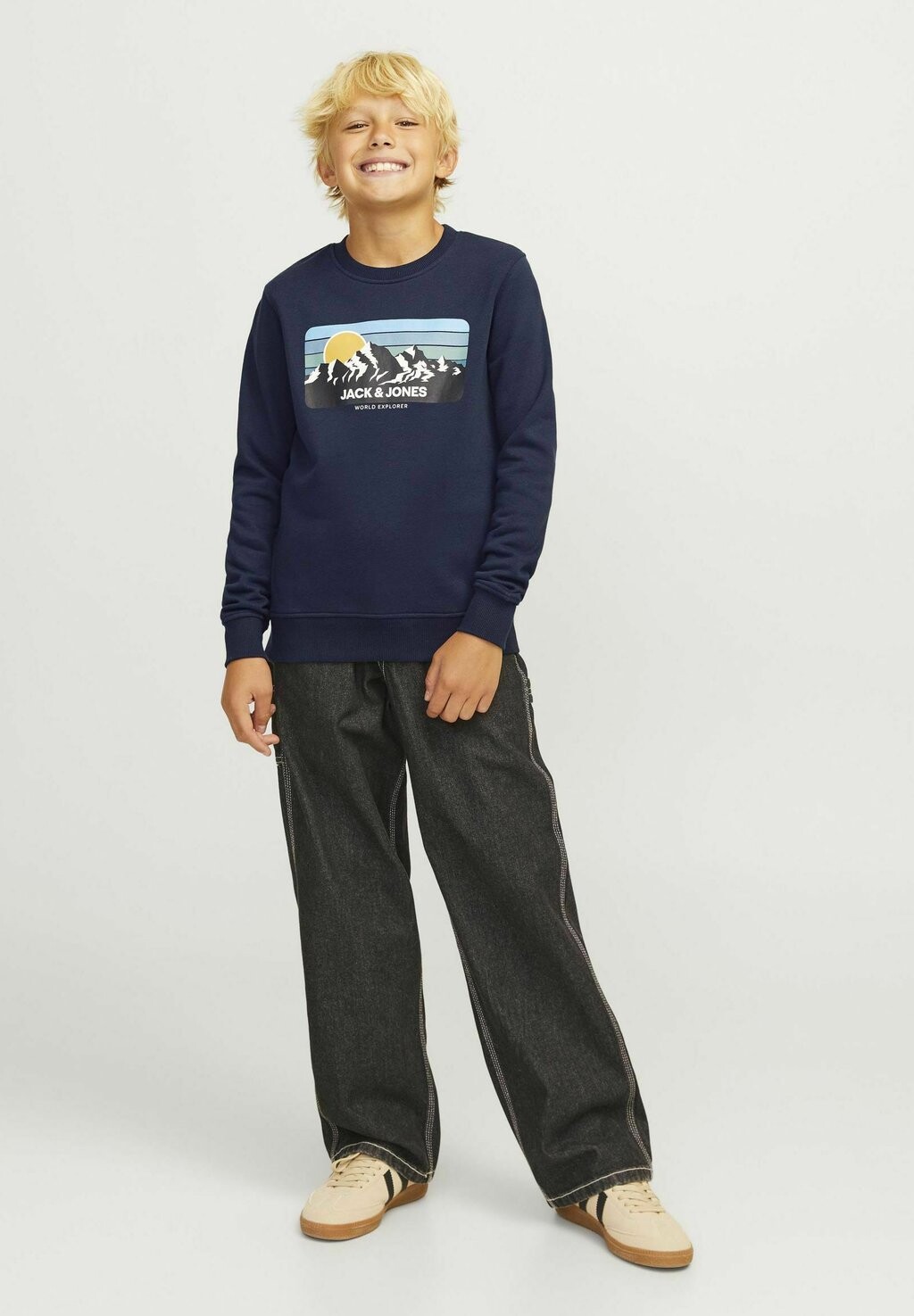 Толстовка JJPEAK CREW NECK Jack & Jones Junior, темно-синий
Толстовка JJPEAK CREW NECK Jack & Jones Junior, темно-синий