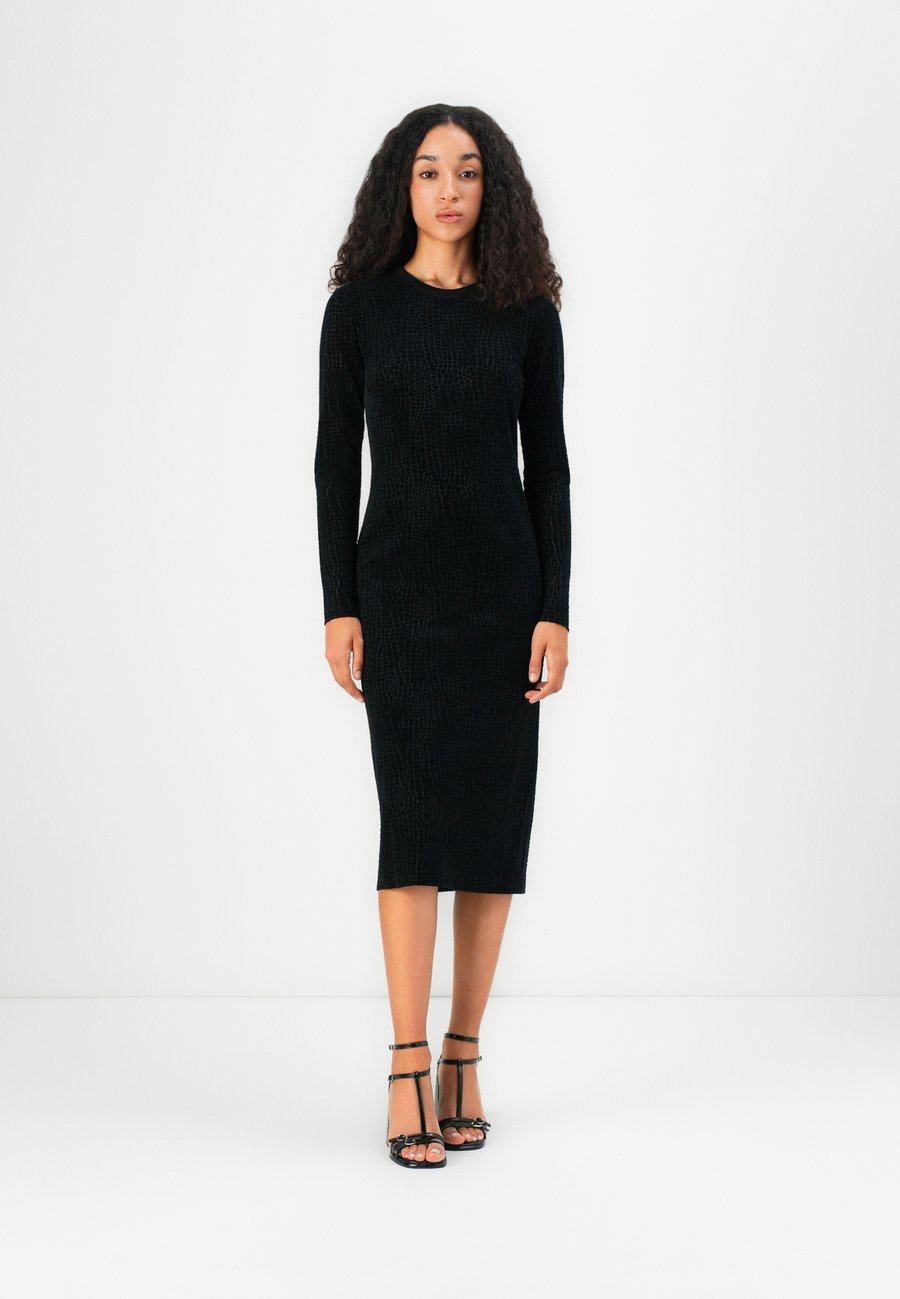 Платье JOOP! Day dress, Black
Платье JOOP! Day dress, Black