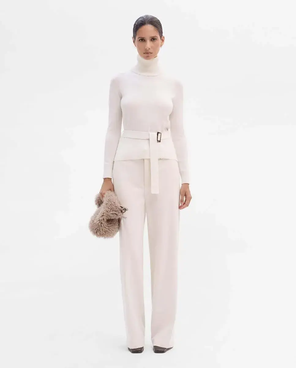 Женский свитер с поясом и вырезом-лодочка Simorra, светло-бежевый
Женский свитер с поясом и вырезом-лодочка Simorra, светло-бежевый