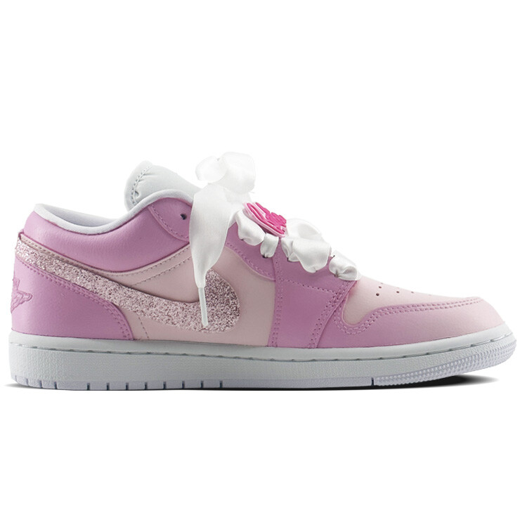 Баскетбольные кроссовки Air 1 Vintage женские с низким верхом розового цвета Jordan, розовый
Баскетбольные кроссовки Air 1 Vintage женские с низким верхом розового цвета Jordan, розовый