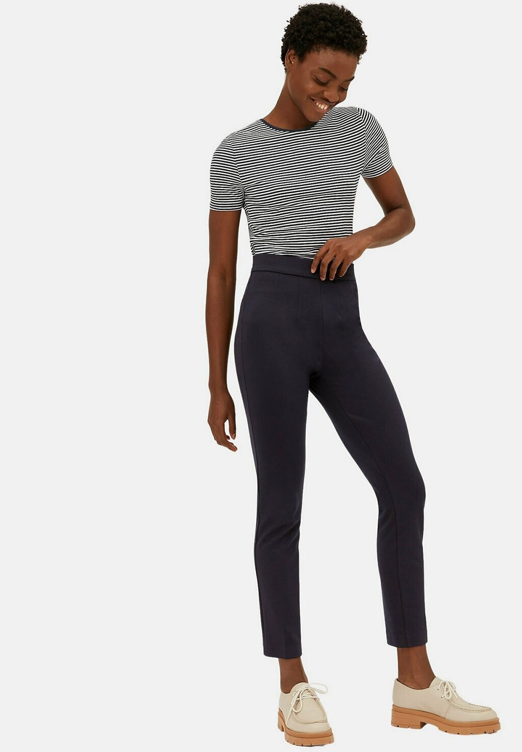 Леггинсы Marks & Spencer, темно-синий
Леггинсы Marks & Spencer, темно-синий