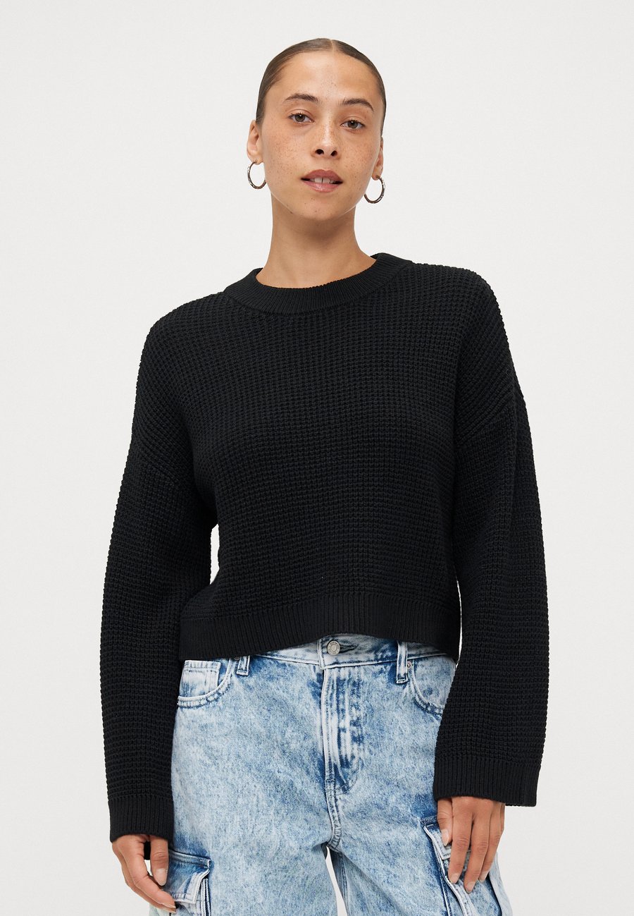 Джемпер Vero Moda Petite VMSALLY O NECK , Black
Джемпер Vero Moda Petite VMSALLY O NECK , Black