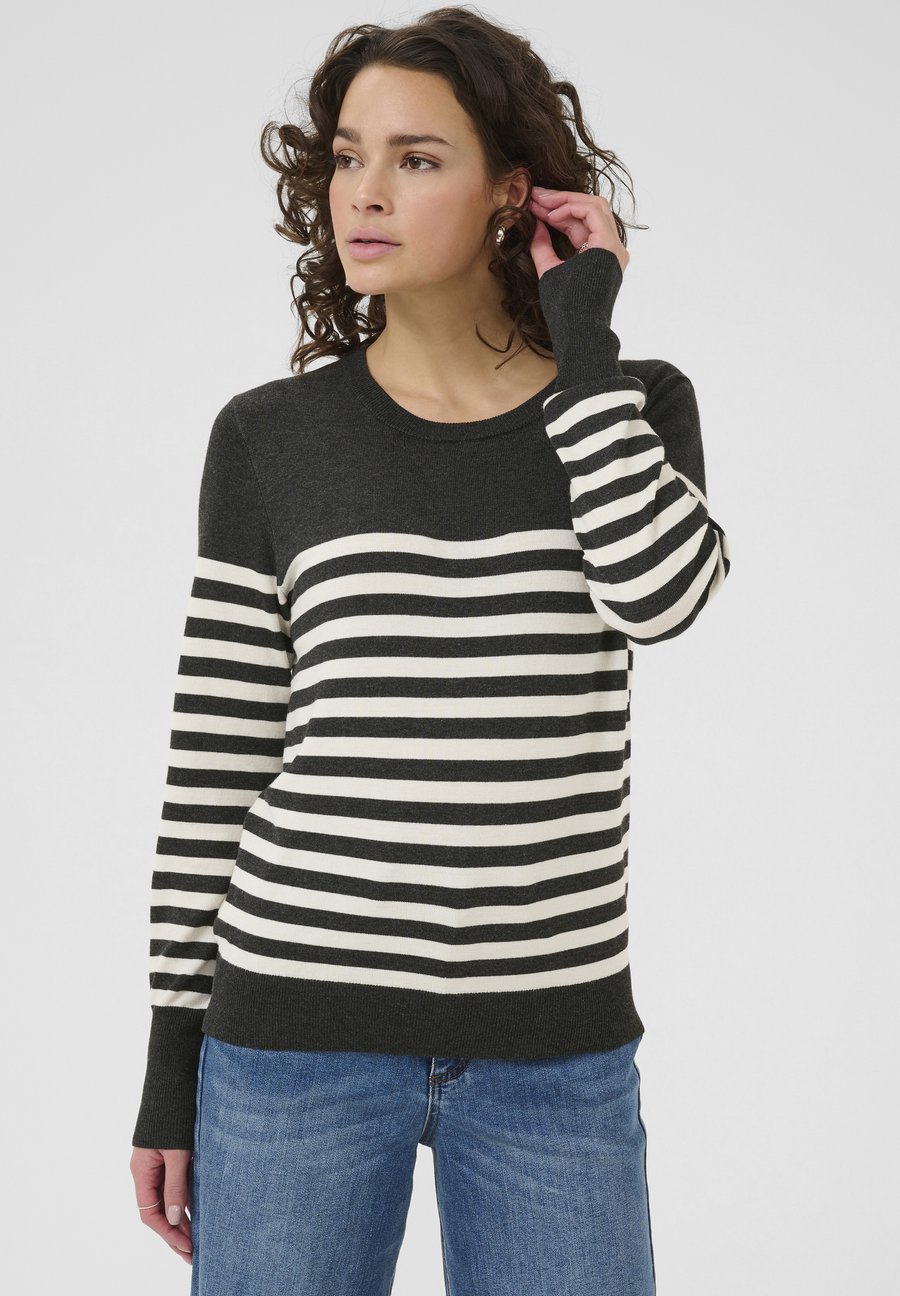 Джемпер Kaffe KALIZZA STRIPED KNIT PULLOVER, Dgm Turtledove Half Stripe/Black
Джемпер Kaffe KALIZZA STRIPED KNIT PULLOVER, Dgm Turtledove Half Stripe/Black