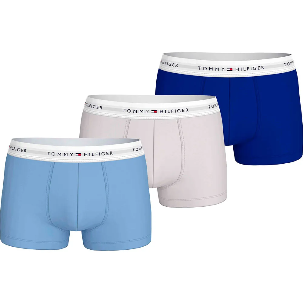 Боксеры 3 шт Tommy Hilfiger Signature Essential UM0UM02761, синий
Боксеры 3 шт Tommy Hilfiger Signature Essential UM0UM02761, синий