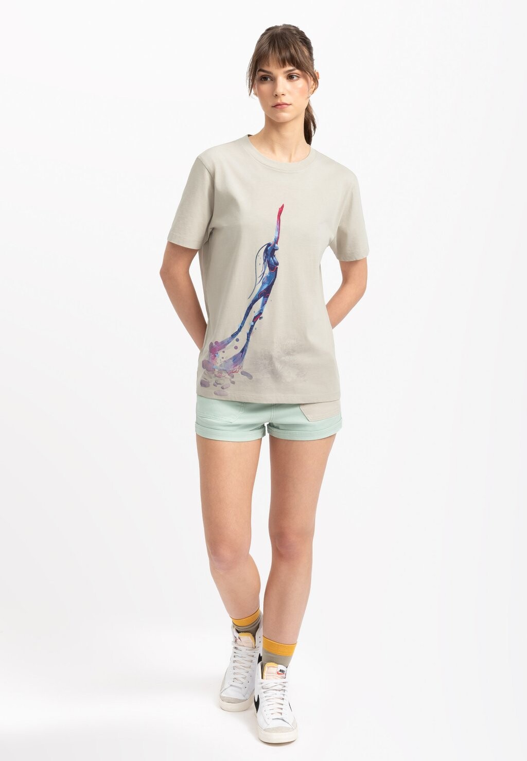 Футболка с принтом FLOW KAFT, бежевый
Футболка с принтом FLOW KAFT, бежевый