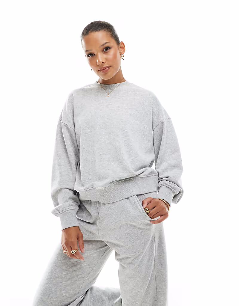 Свободный свитер JJXX серого цвета
Свободный свитер JJXX серого цвета