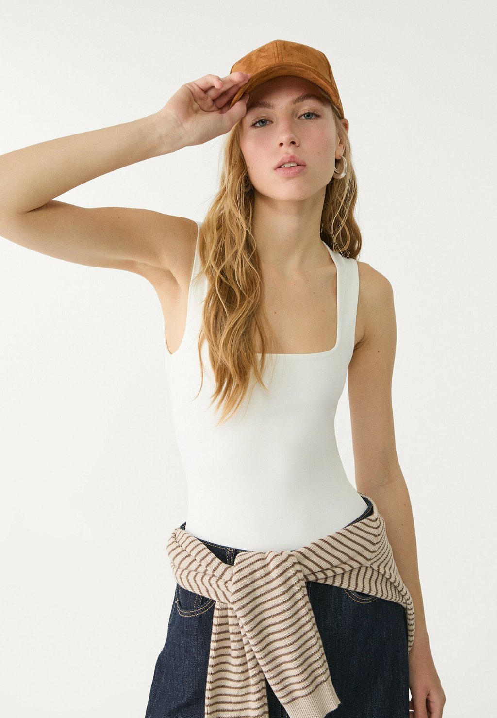 Топ SQUARE NECKLINE Stradivarius, белый
Топ SQUARE NECKLINE Stradivarius, белый