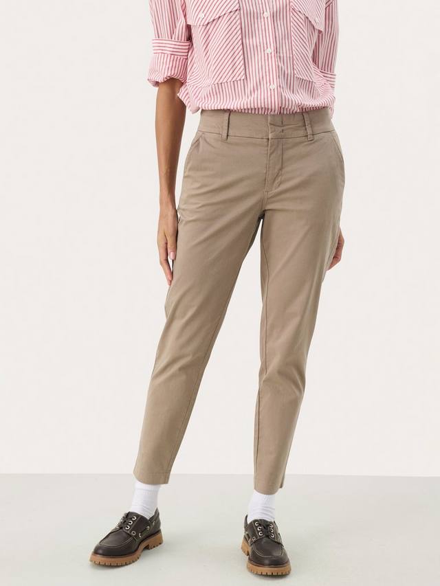 Зауженные брюки-чино от soffys Part Two, цвет Desert Taupe
Зауженные брюки-чино от soffys Part Two, цвет Desert Taupe
