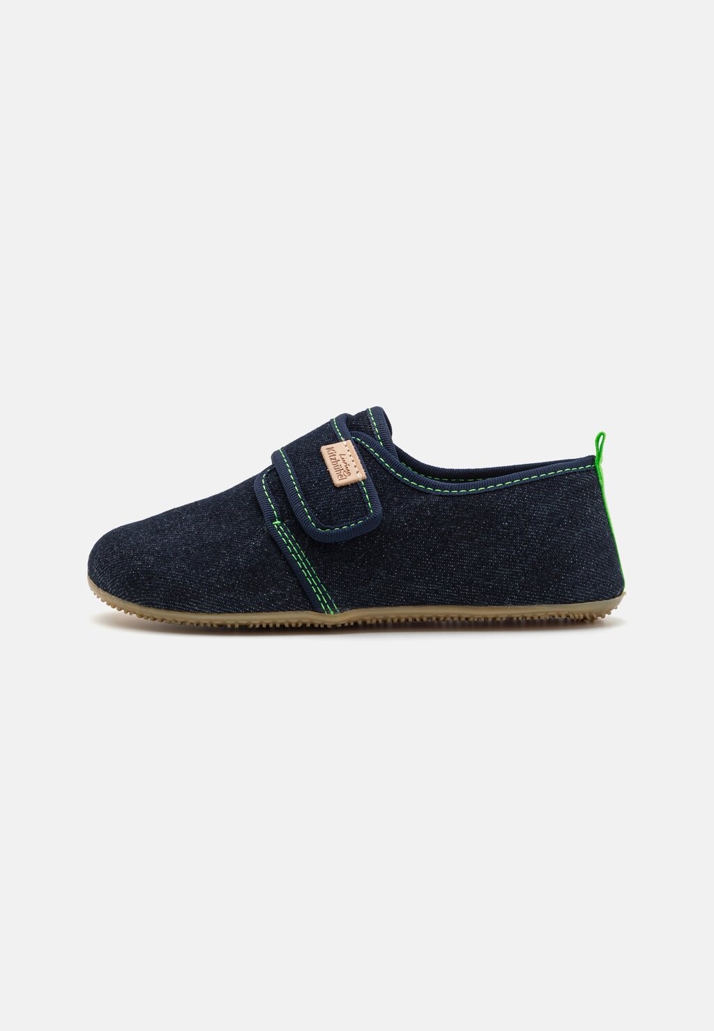 Тапочки SOCCER CHAMP KIDS KLETTVERSCHLUSS UNISEX Living Kitzbühel, темно-синий
Тапочки SOCCER CHAMP KIDS KLETTVERSCHLUSS UNISEX Living Kitzbühel, темно-синий