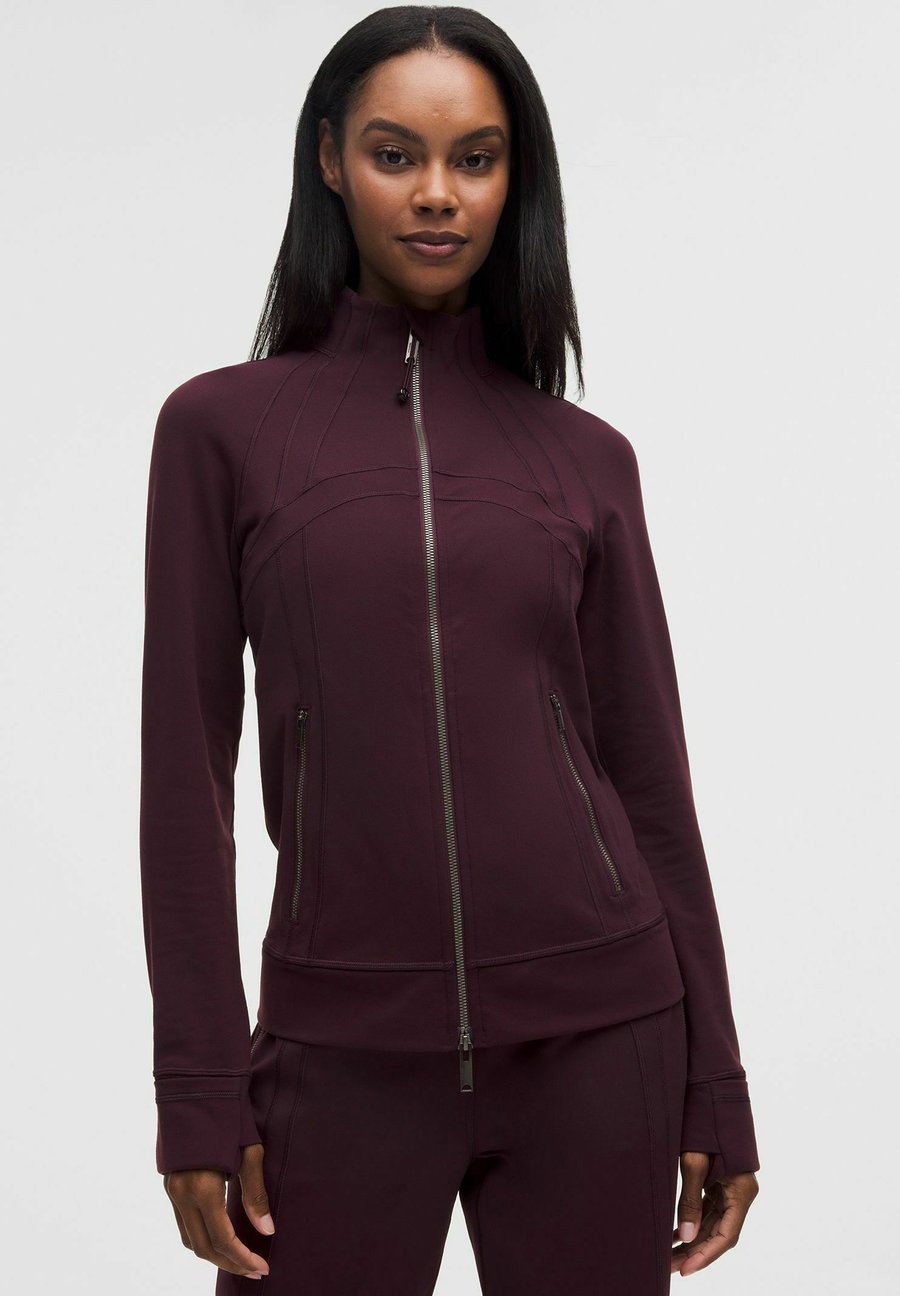 Толстовка lululemon DEFINE TRACK LUON, Black Plum/Purple
Толстовка lululemon DEFINE TRACK LUON, Black Plum/Purple