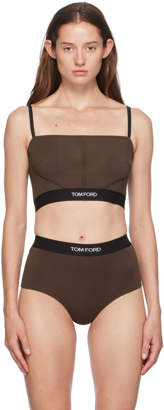 TO FORD Коричневый одал Фирменный блузка TOM FORD
TO FORD Коричневый одал Фирменный блузка TOM FORD