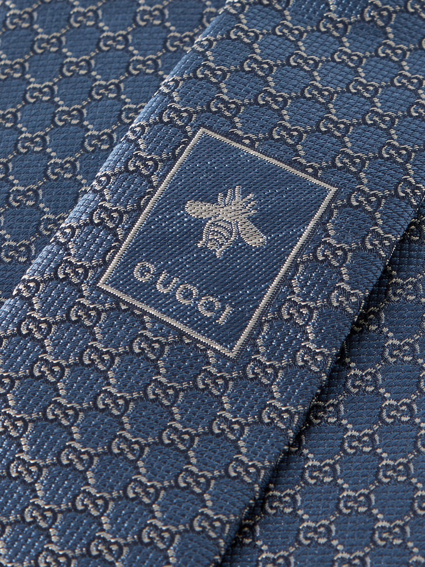 Галстук из жаккардового шелка с логотипом 7 см GUCCI, синий
Галстук из жаккардового шелка с логотипом 7 см GUCCI, синий