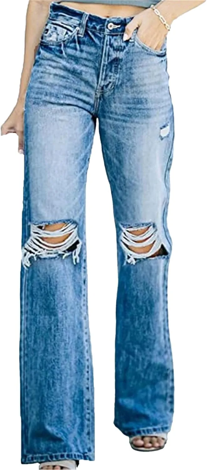 Женские рваные джинсы с высокой талией и расклешенным низом
Женские рваные джинсы с высокой талией и расклешенным низом