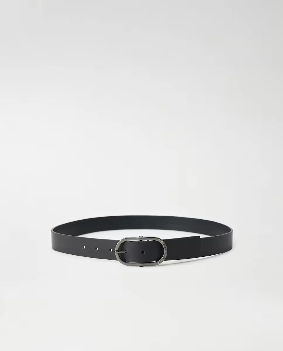 Женский кожаный ремень с металлической пряжкой Salsa Jeans, черный
Женский кожаный ремень с металлической пряжкой Salsa Jeans, черный