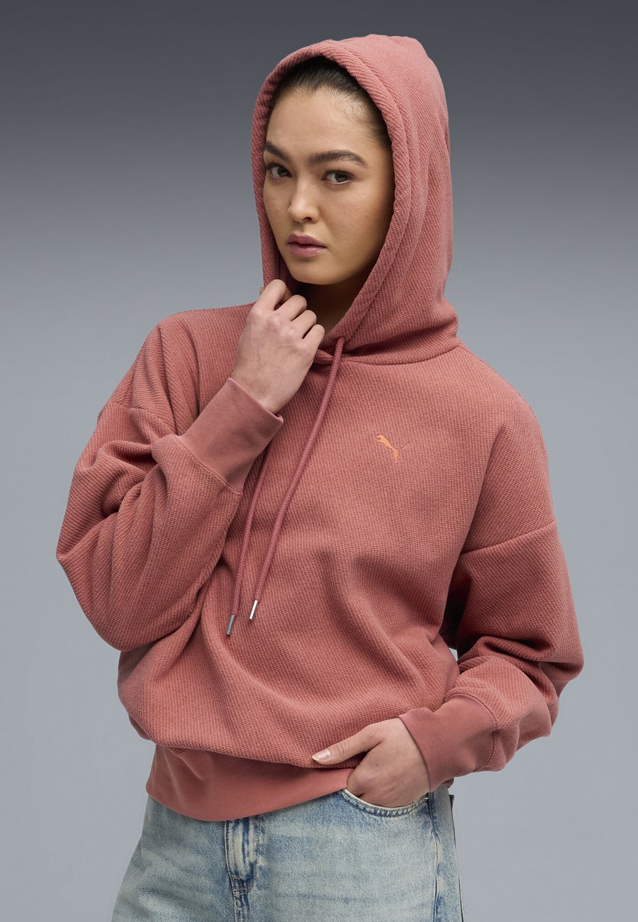Толстовка Puma OVERSIZED WINTERIZED, Exotic Red/Red
Толстовка Puma OVERSIZED WINTERIZED, Exotic Red/Red
