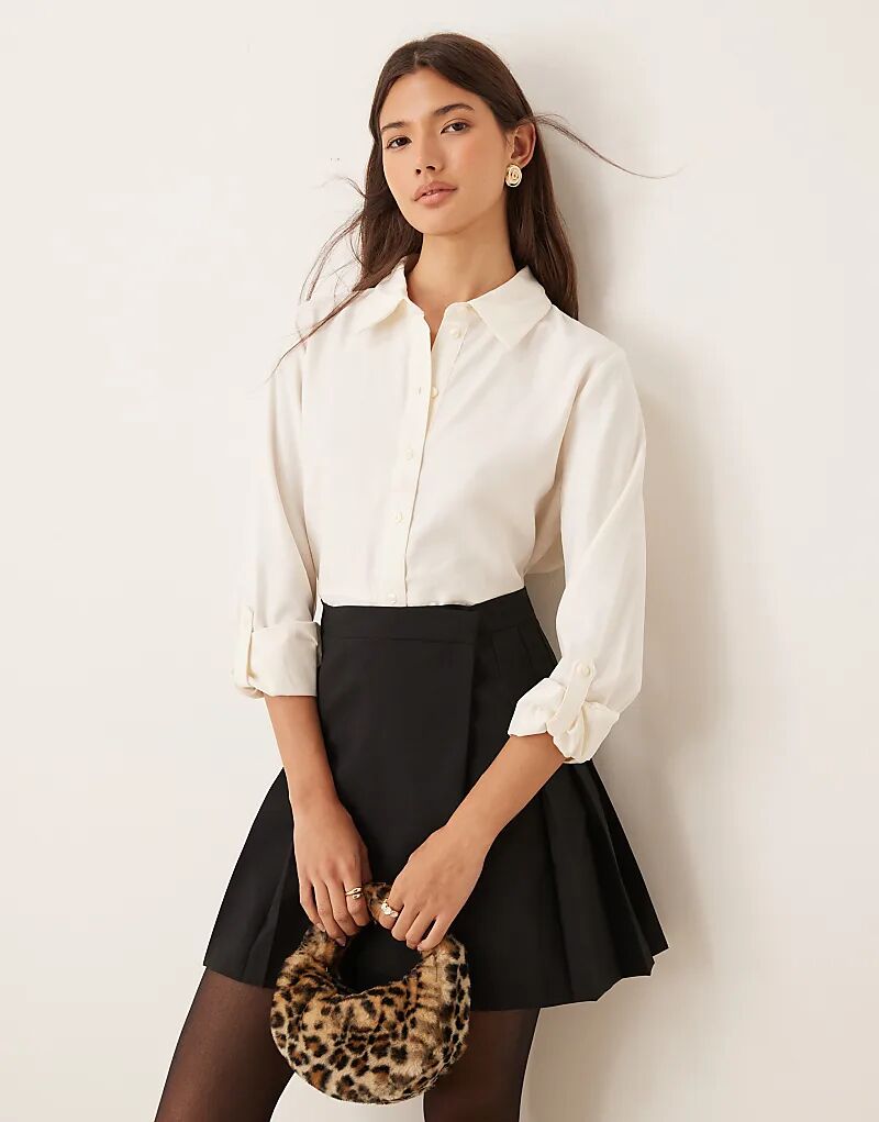 Рубашка свободного кроя с декоративными швами кремового цвета JDY
Рубашка свободного кроя с декоративными швами кремового цвета JDY