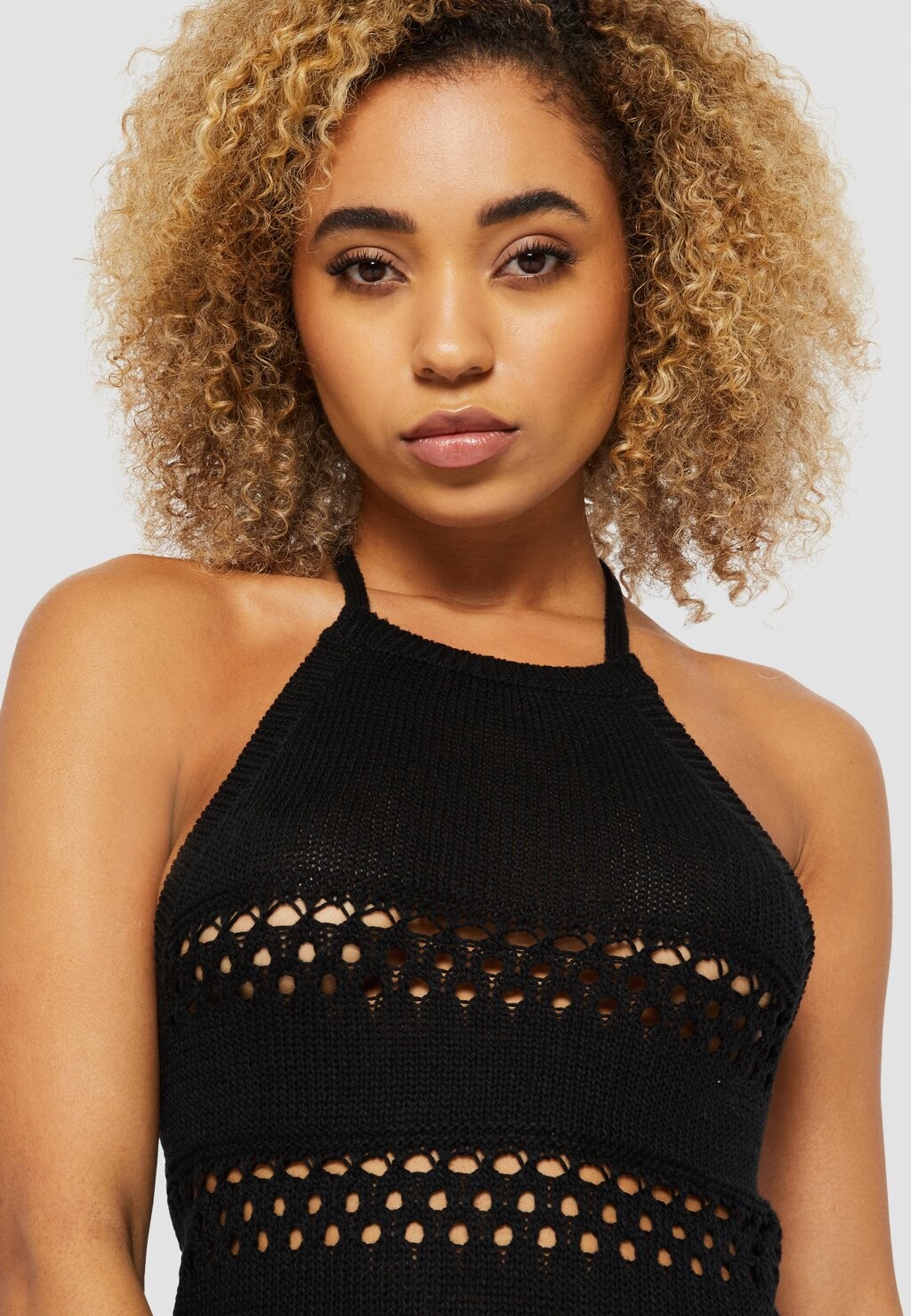 Топ Neckholder Urban Classics, черный
Топ Neckholder Urban Classics, черный