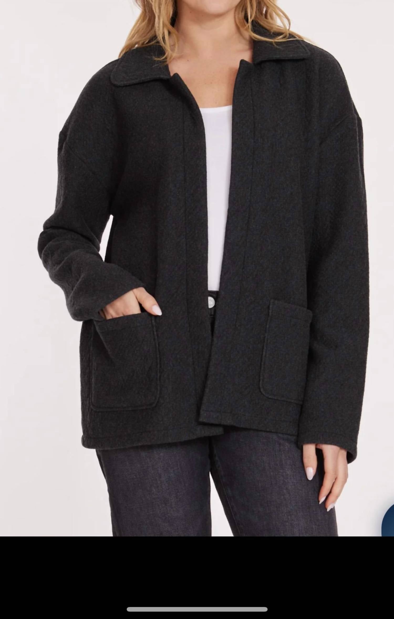 Длинный стеганый кардиган с карманами, цвет угольный Mod-O-Doc, Charcoal
Длинный стеганый кардиган с карманами, цвет угольный Mod-O-Doc, Charcoal