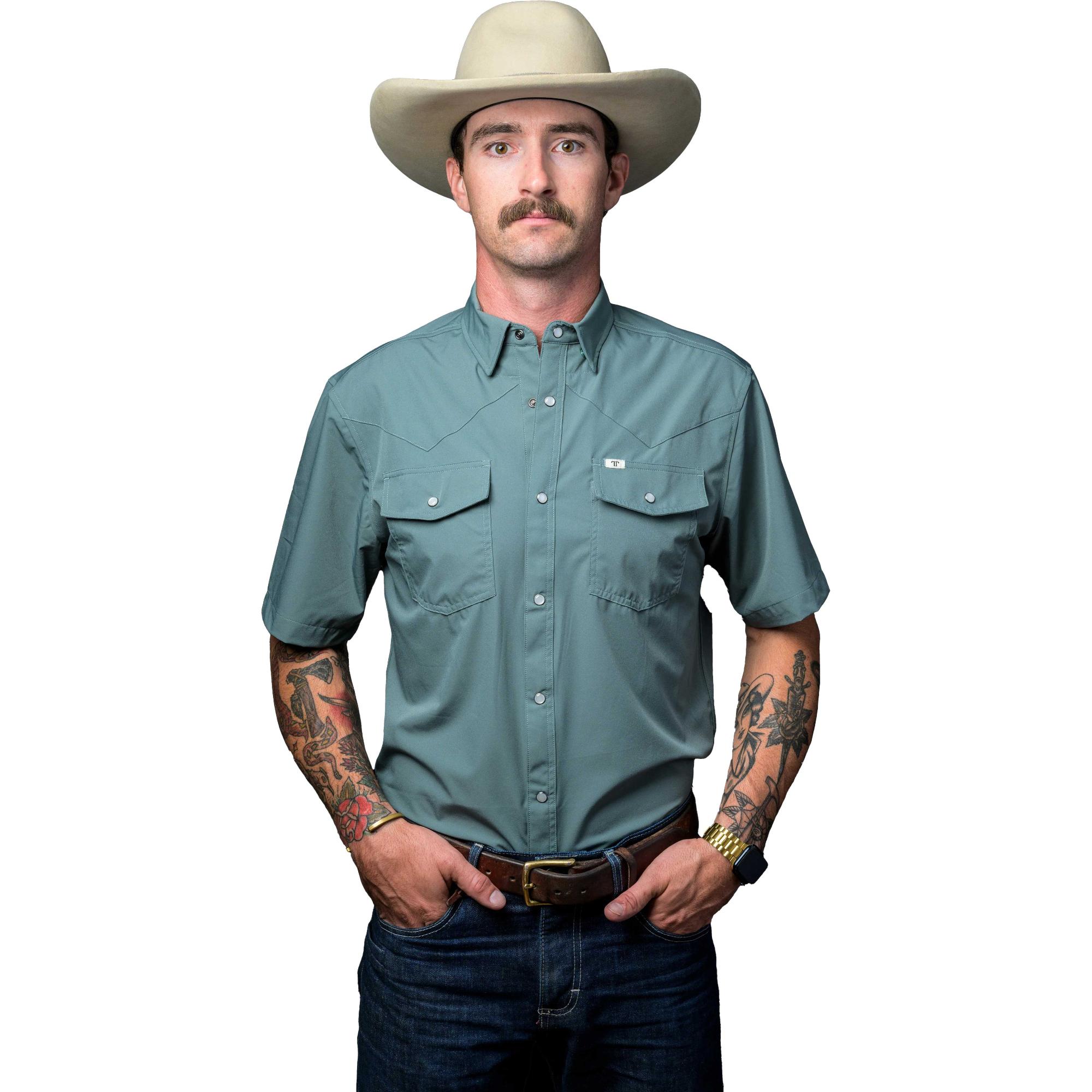 Мужская рубашка Core с коротким рукавом и застежкой на кнопках. Ferrell, Aqua
Мужская рубашка Core с коротким рукавом и застежкой на кнопках. Ferrell, Aqua