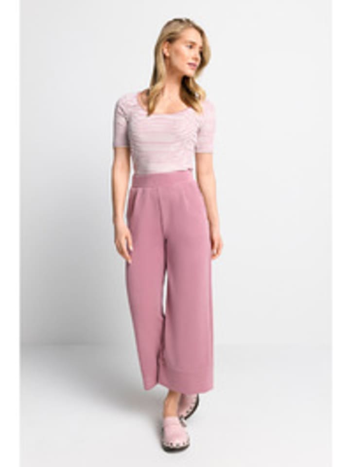 Топ Rich & Royal
Топ Rich & Royal