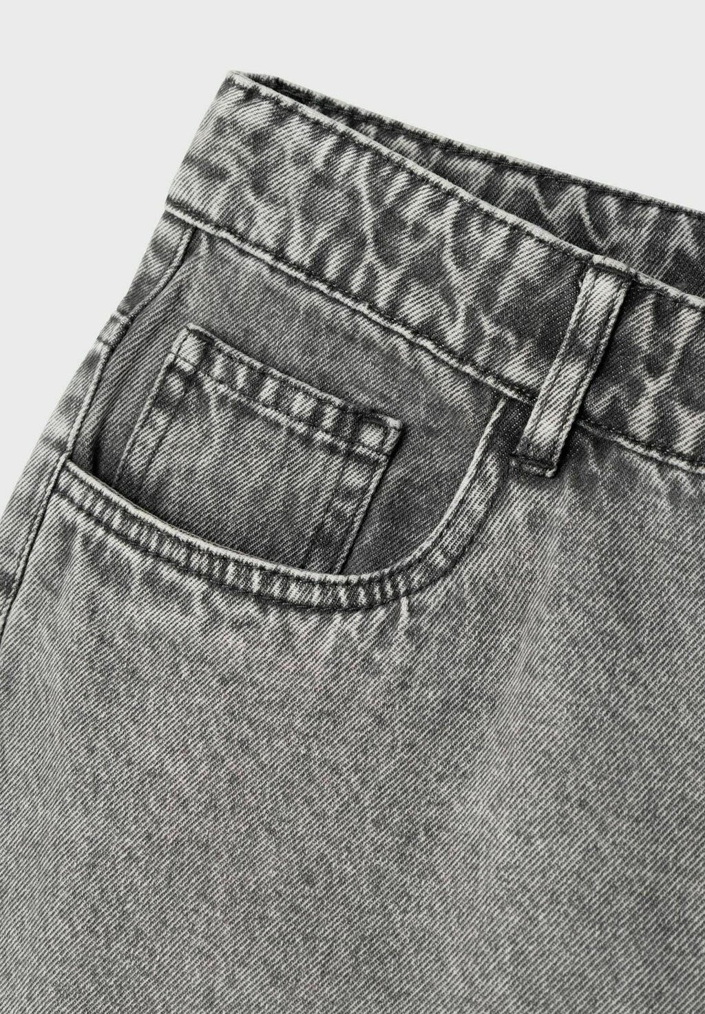 Прямые джинсы DAD LMTD, серый
Прямые джинсы DAD LMTD, серый