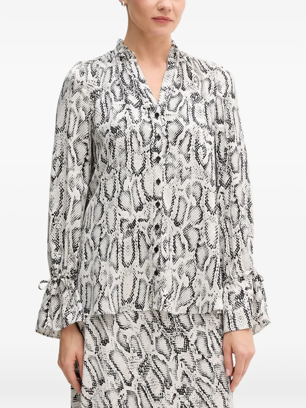 Блузка с оборками и принтом под змеиную кожу Marc Aurel, белый
Блузка с оборками и принтом под змеиную кожу Marc Aurel, белый