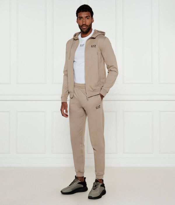 Спортивный костюм Ea7 Regular Fit мужской, бежевый
Спортивный костюм Ea7 Regular Fit мужской, бежевый