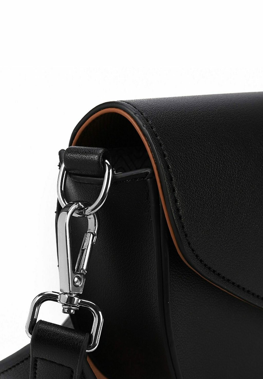 Сумка через плечо TRICIA VUCH, черный
Сумка через плечо TRICIA VUCH, черный