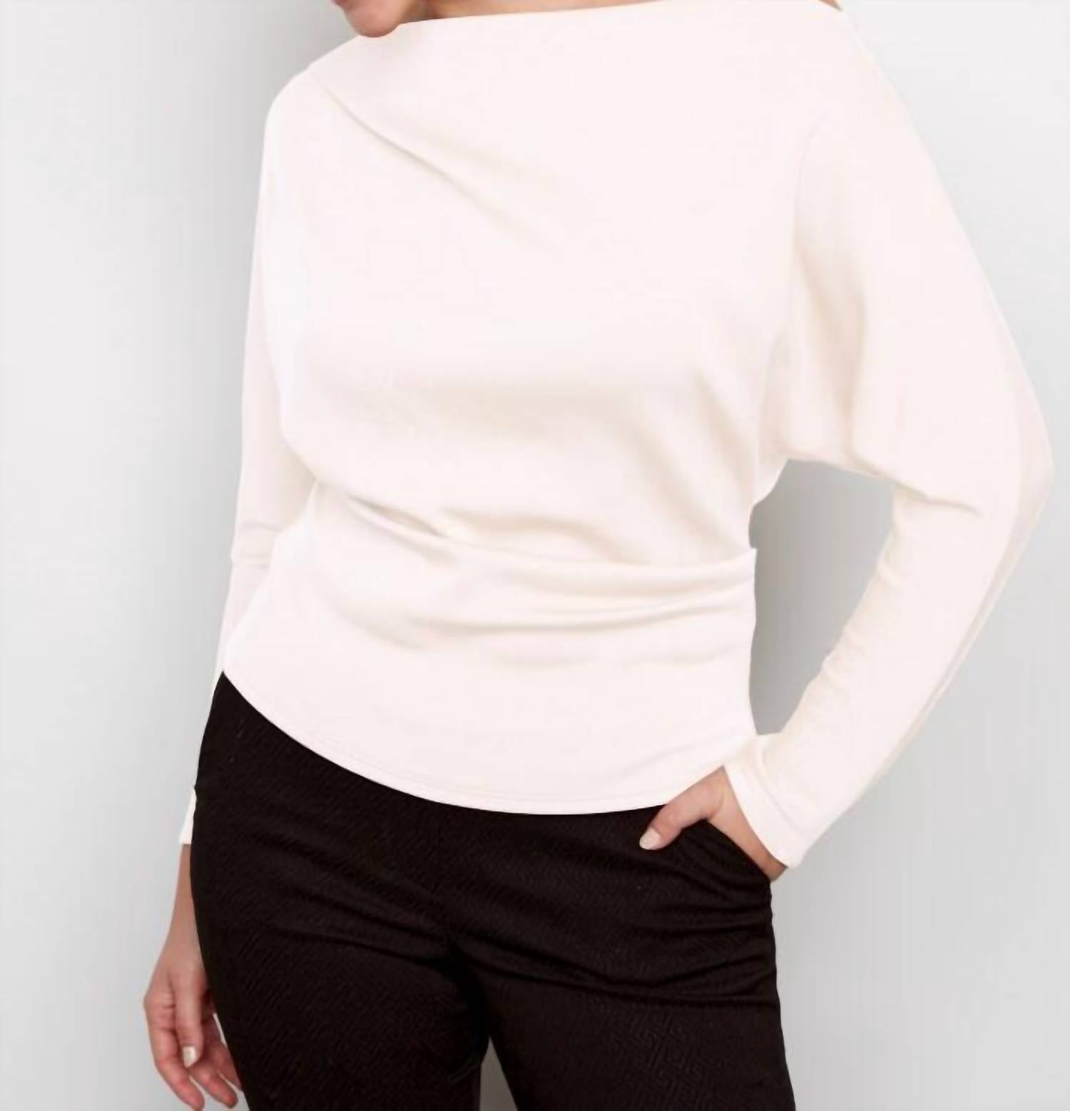 Топ из деми-модала цвета слоновой кости I Love Tyler Madison
Топ из деми-модала цвета слоновой кости I Love Tyler Madison