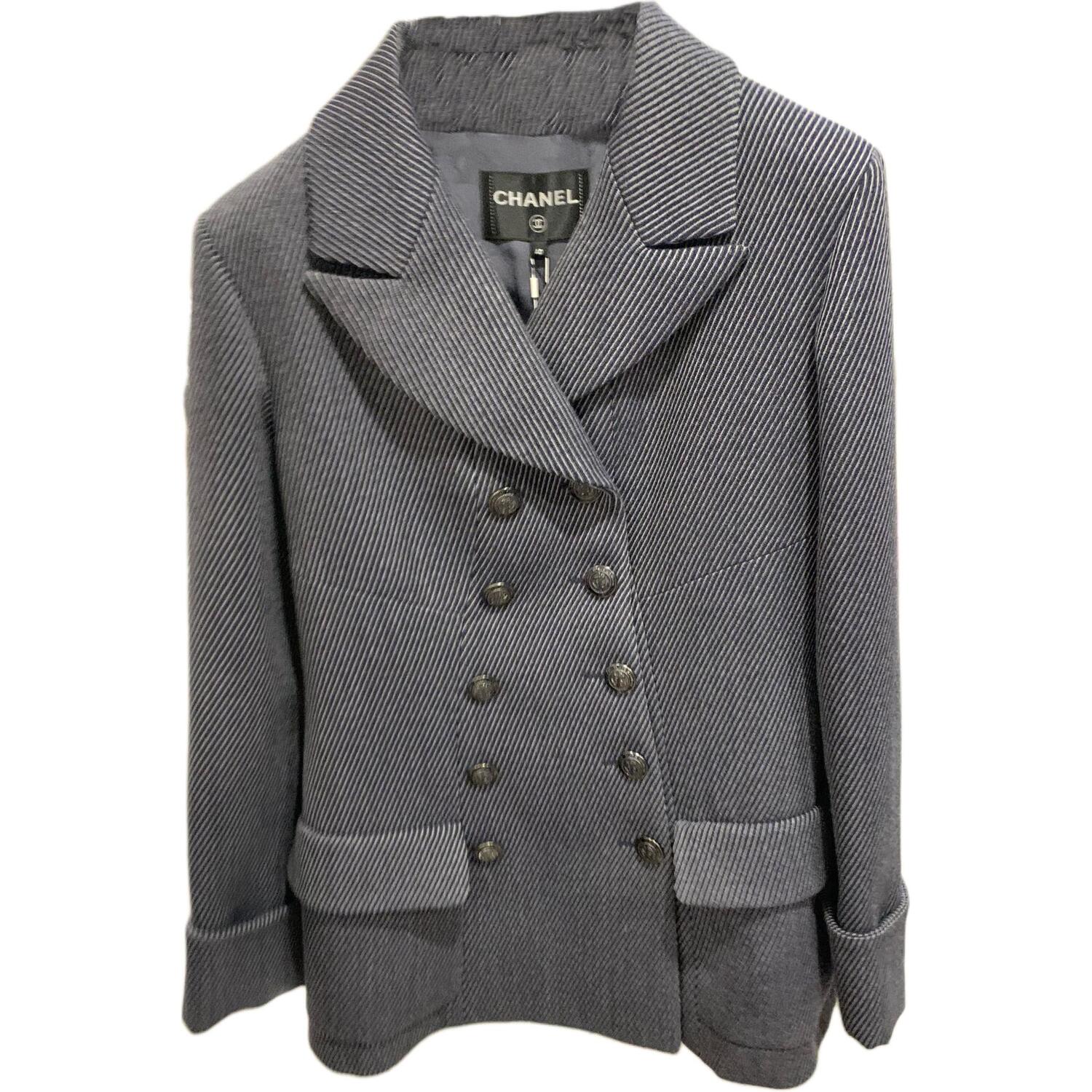 CHANEL Куртка из коллекции Hamburger для женщин темно-синего цвета, Dark Blue
CHANEL Куртка из коллекции Hamburger для женщин темно-синего цвета, Dark Blue