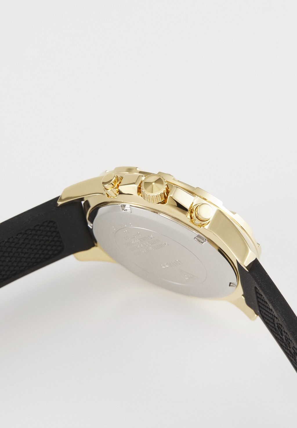 Часы MAJESTY Guess, черный
Часы MAJESTY Guess, черный