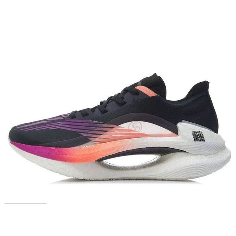 Беговые кроссовки Li-Ning Essential
Беговые кроссовки Li-Ning Essential