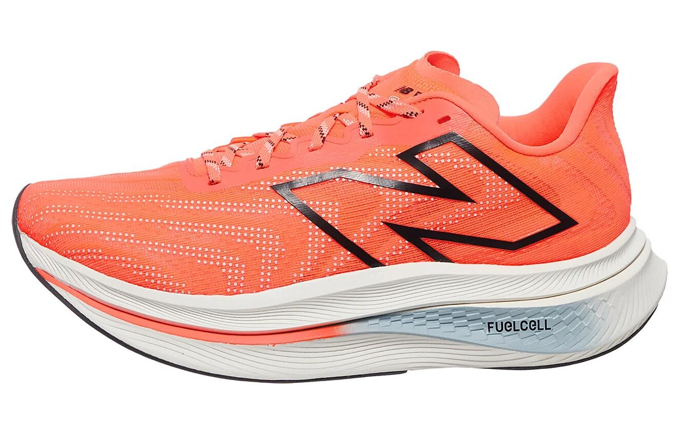 Кроссовки New Balance NB FuelCell унисекс
Кроссовки New Balance NB FuelCell унисекс