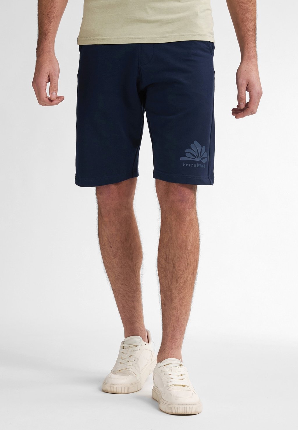 Шорты TURTLEBAY Petrol Industries, темно-синий
Шорты TURTLEBAY Petrol Industries, темно-синий