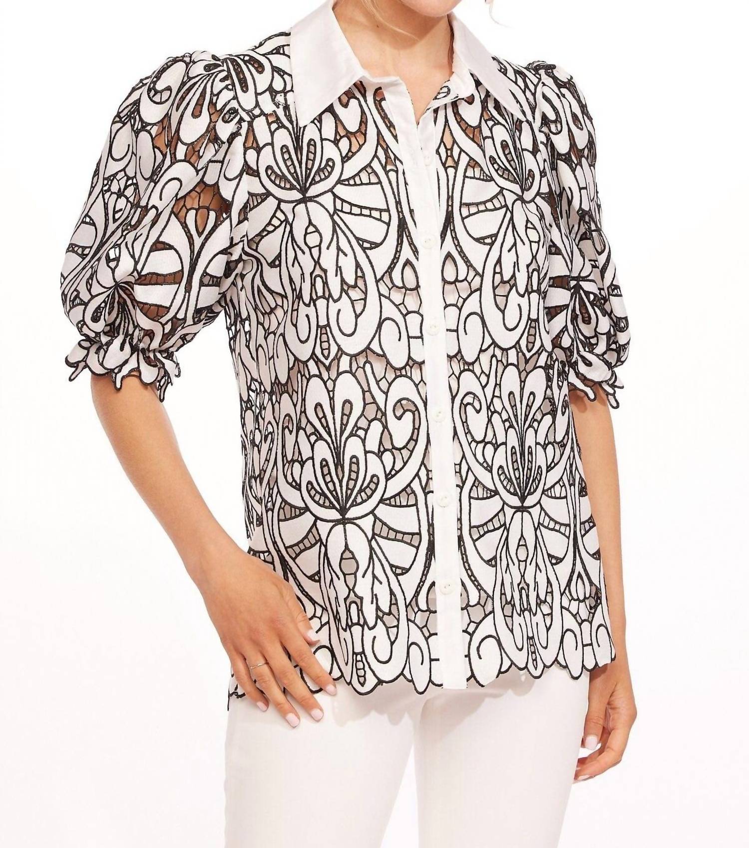 Ora Топ в Hacienda EVA FRANCO
Ora Топ в Hacienda EVA FRANCO