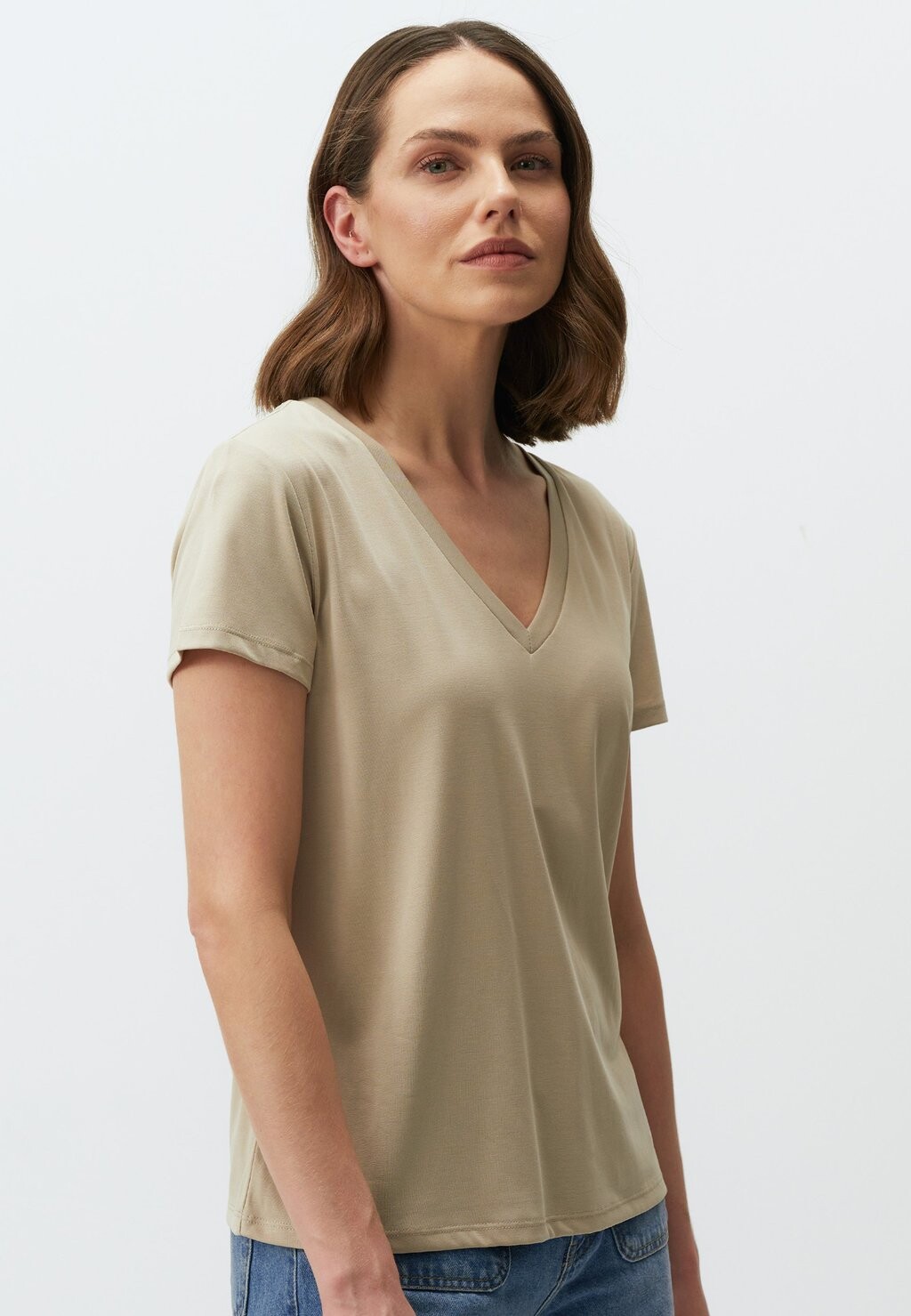 Базовая футболка STRAIGHT FIT V NECK SHORT SLEEVED Jimmy Key, бежевый
Базовая футболка STRAIGHT FIT V NECK SHORT SLEEVED Jimmy Key, бежевый