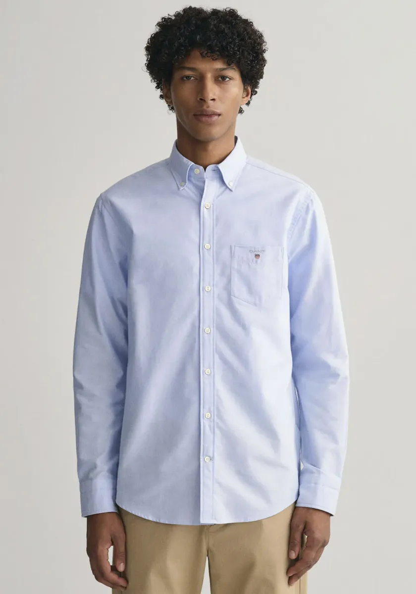 Рубашка Gant с длинными рукавами "Оксфордская рубашка Regular Fit, структурированная, прочная, утолщенная", с вышитым логотипом на нагрудном кармане, синий
Рубашка Gant с длинными рукавами "Оксфордская рубашка Regular Fit, структурированная, прочная, утолщенная", с вышитым логотипом на нагрудном кармане, синий
