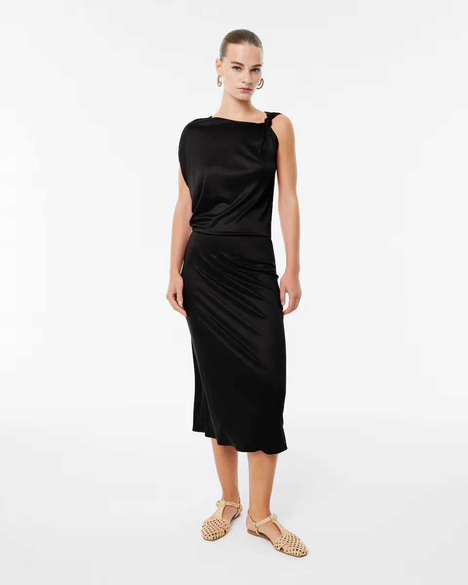 Платье миди с асимметричным вырезом и рукавами Paz Torras, черный 
Платье миди с асимметричным вырезом и рукавами Paz Torras, черный